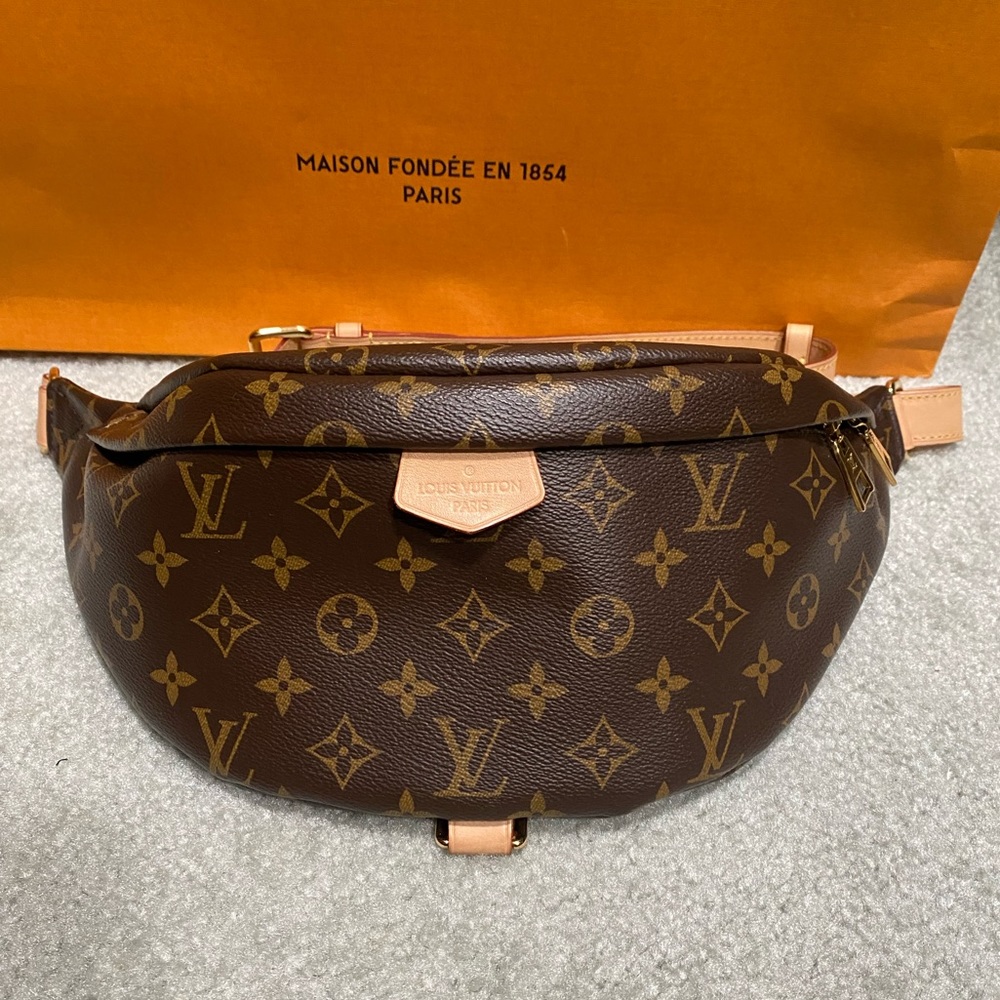 LOUIS VUITTON Bumbag ✨ Like New! Excellent Condition!